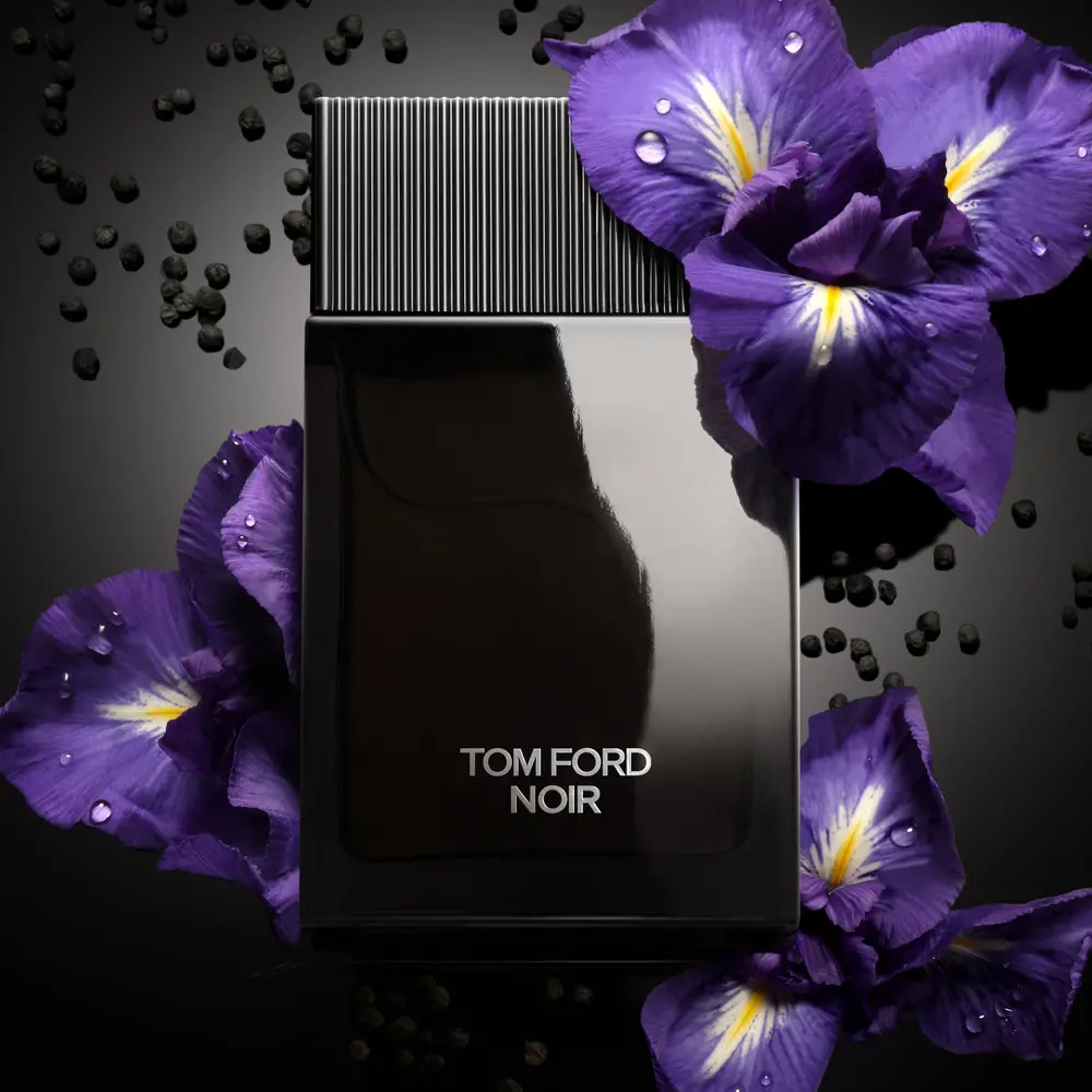 180358-tom-ford-noir-eau-de-parfum-vaporisateur-100-ml-autre1-1000×1000