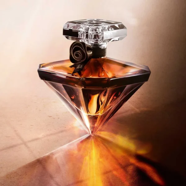 عطر لا نوي تريزور فانيليا نوار من لانكوم