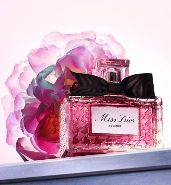 عطر ميس ديور إيسنس